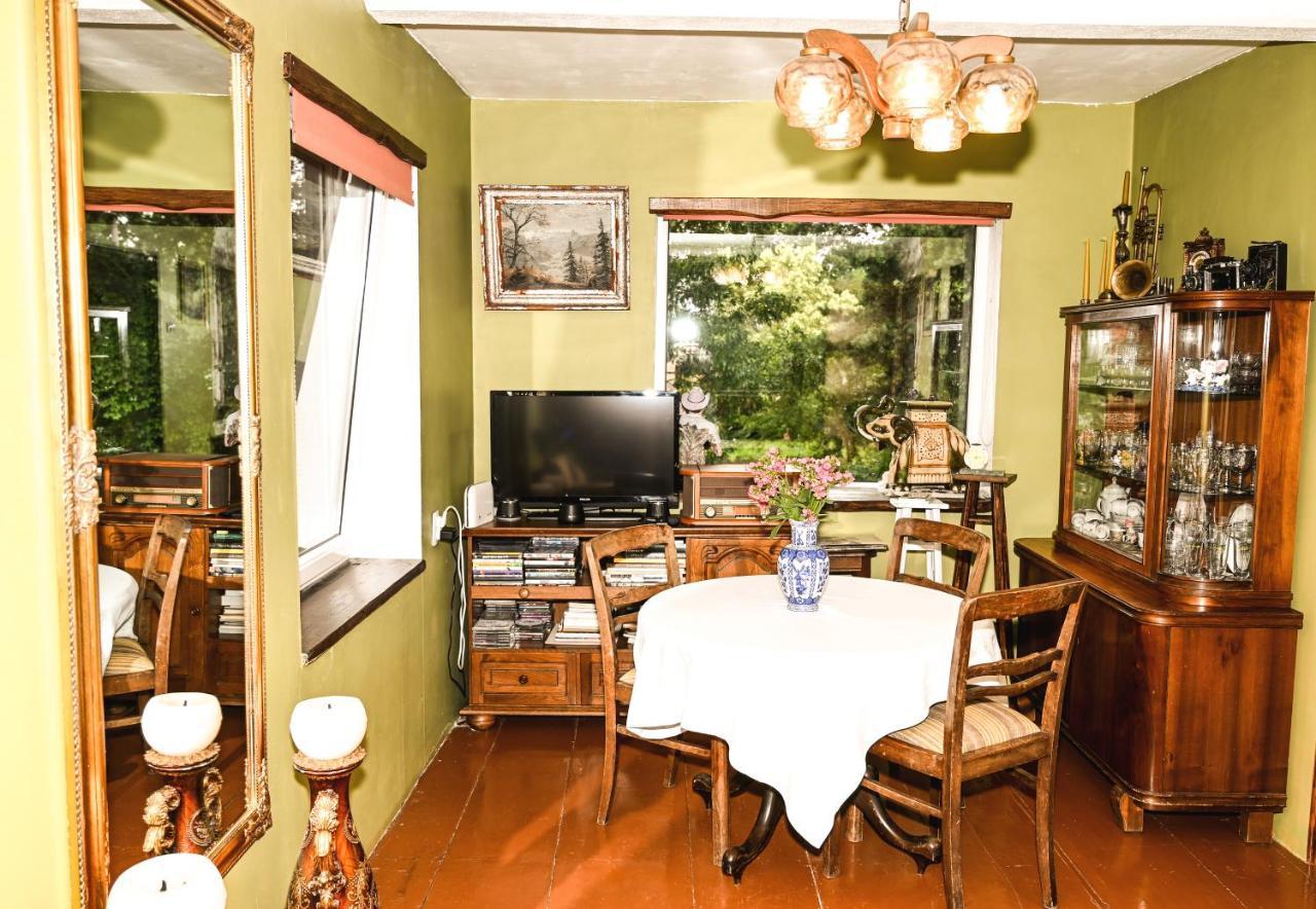 Idilliska Latgaliesu Lauku Maja Ar Melno Pirti Villa Aglona Bagian luar foto