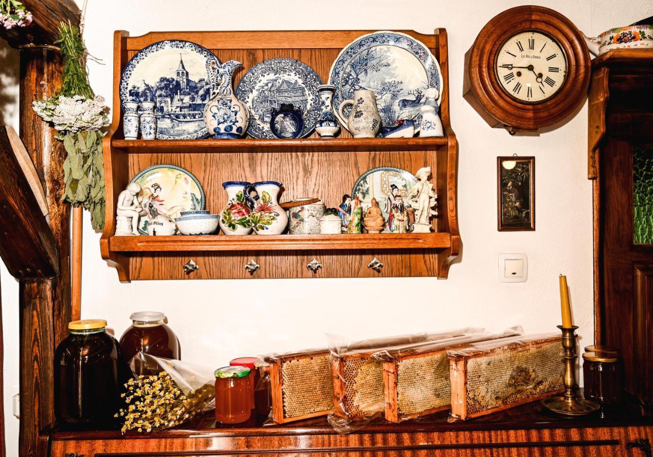 Idilliska Latgaliesu Lauku Maja Ar Melno Pirti Villa Aglona Bagian luar foto